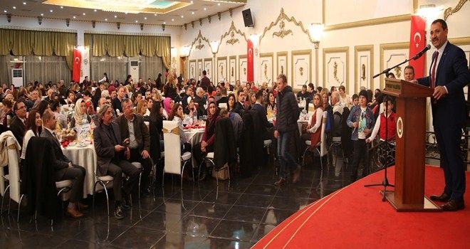 BAŞKAN DEMİREL ÖĞRETMENLERLE BULUŞTU