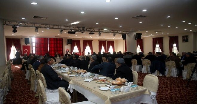 BAŞKAN ERCAN MUHTARLARLA KOL KOLA