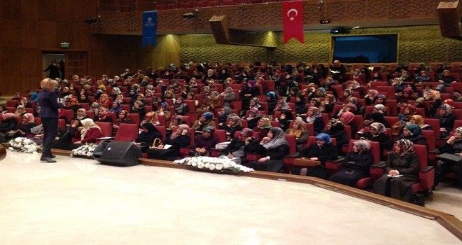 SİNCAN BELEDİYESİ´NİN SEMİNERLERİ İLÇE SINIRLARINI AŞTI
