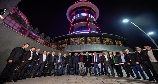 Meclis üyeleri evreni keşfetti