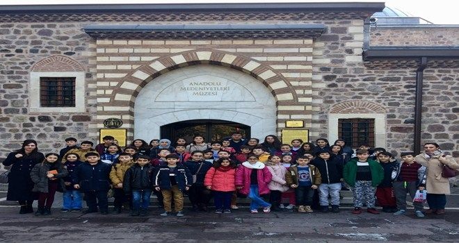 ETİMESGUTLU ÖĞRENCİLER ZAMANDA YOLCULUK YAPTI