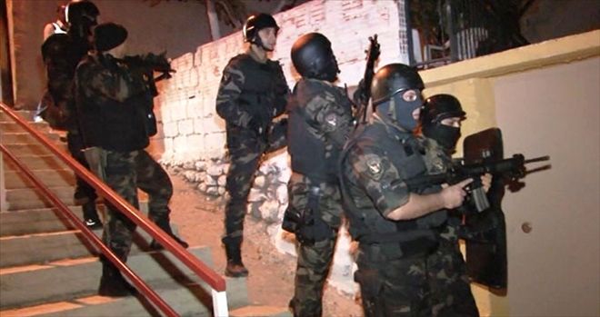 PKK´nın Hücre Evinden 14 Kaçak FETÖ´cü Çıktı