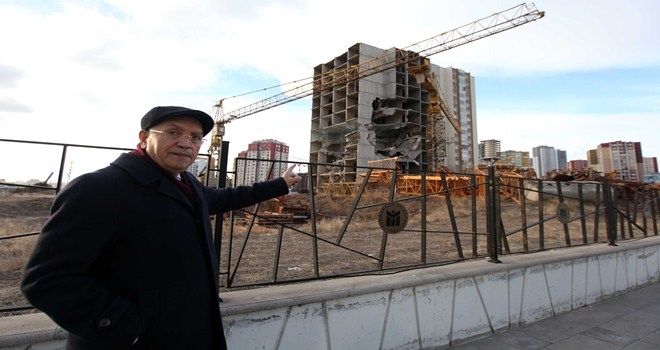 Yenimahalle´de 11 yıllık hayalet bina yıkılıyor