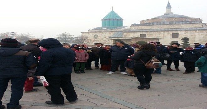 SİNCAN´DA BAŞARILI ÖĞRENCİLERE KÜLTÜR GEZİSİ