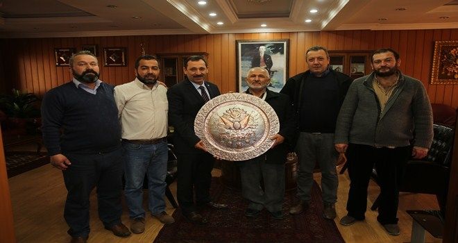 TAKSİCİLERDEN DEMİREL´E TEŞEKKÜR ZİYARETİ