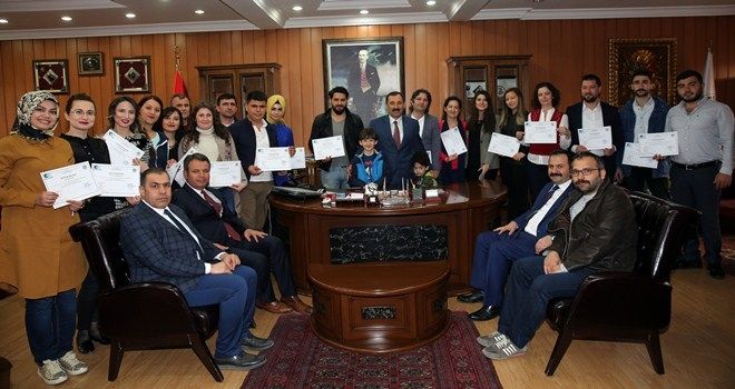 GİRİŞİMCİ ADAYLARI SERTİFİKALARINI ALDILAR