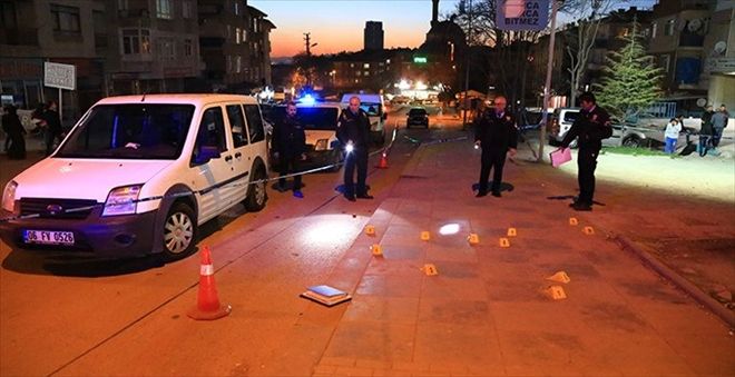 Başkent´te silahlı saldırı: 1´i kadın 5 yaralı