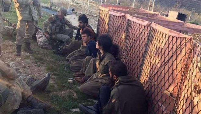 Tunceli´de PKK´lı teröristler teslim oldu