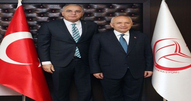 Yaşar, Voleybol Federasyonu´nu ziyaret etti