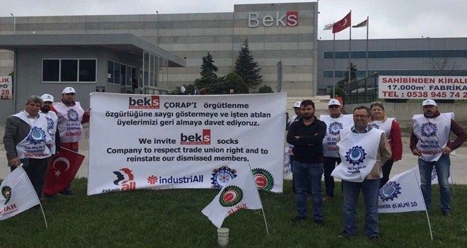 BEKS ÇORAP´TAN KÖTÜ KOKULAR GELİYOR