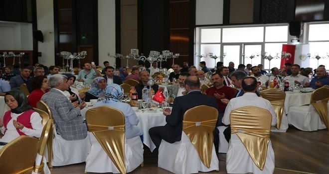 ETİMESGUT´TA 15 TEMMUZ ŞEHİDİ İÇİN MEVLUT OKUNDU