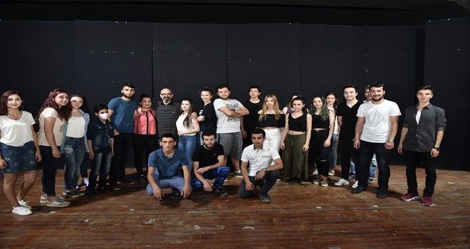 5 yeni oyun seyirciyle buluşacak