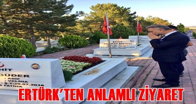 Ertürk şehitleri mezarları başında andı