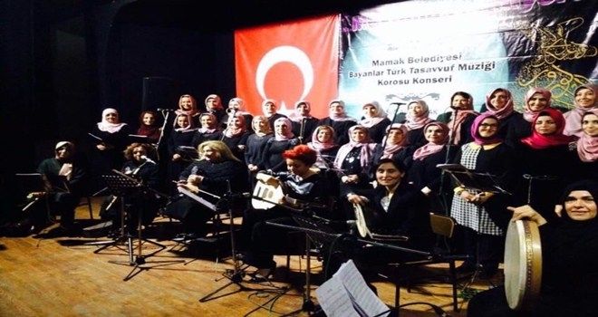 Kadın korosu sahne aldı