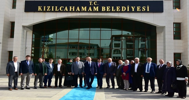 İÇİŞLERİ BAKANI KIZILCAHAMAM BELEDİYESİNİ ZİYARET ETTİ
