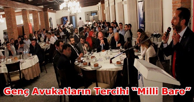 Genç avukatlar ?Milli Baro? dedi