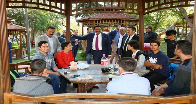 VATANDAŞ ANLATTI, BAŞKAN AK ÇÖZÜM ÜRETTİ