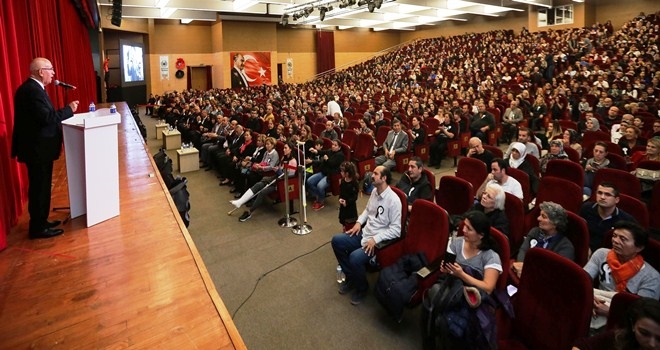 Belediye personelleri Mustafa Kemal´i andı