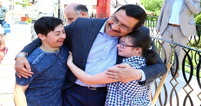 HİZMETE ENGEL YOK