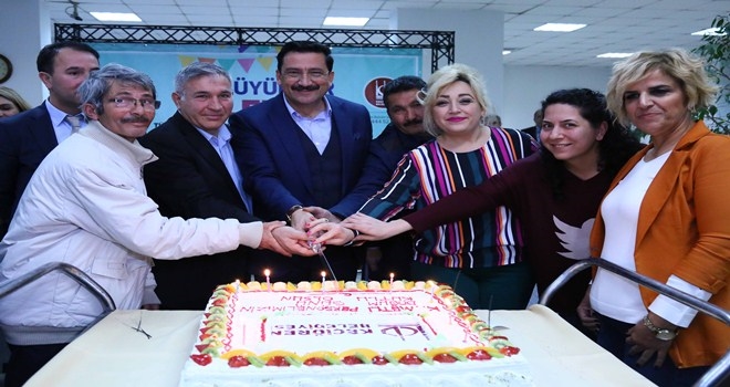 ARALIK´TA DOĞANLARA DOĞUM GÜNÜ SÜRPRİZİ