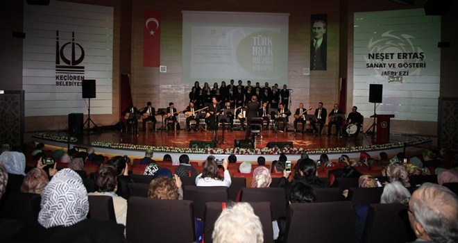 GENÇLİK KOROSU KEÇİÖREN´İ MEST ETTİ