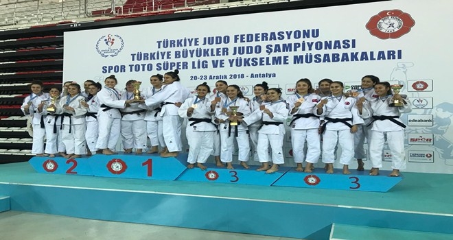 ETİMESGUT BELEDİYESPOR JUDODA SÜPER LİGE YÜKSELDİ