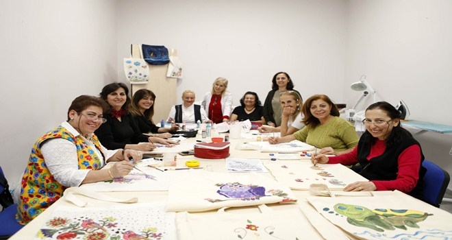 Ücretli poşetleri değil bez torbaları kullanacaklar