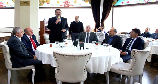 BAŞKAN AK ZABITA TEŞKİLATIYLA KAHVALTIDA BULUŞTU