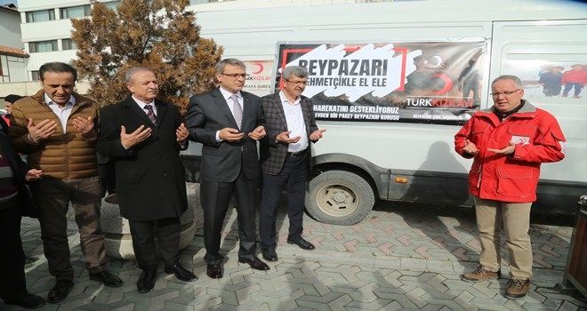 BEYPZARI MEHMETÇİĞİN YANINDA