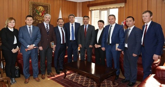 TANRI DAĞLARI´NDAN SELAM GETİRDİLER