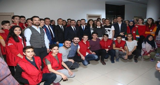 ETİMESGUT´TA GENÇLİK DAYANIŞMASI