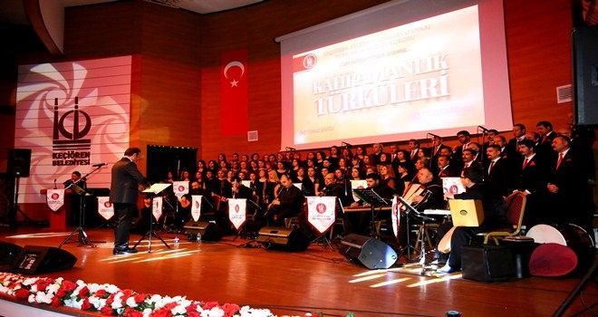 KAHRAMANLIK TÜRKÜLERİNİ MEHMETÇİK İÇİN SESLENDİRDİLER
