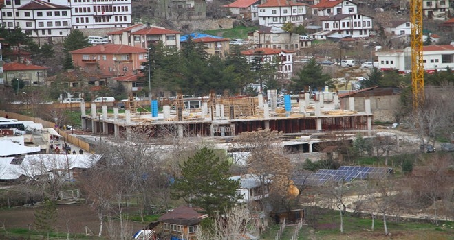 Otopark, Düğün Salonu ve Kapalı Semt Pazarı Projesi