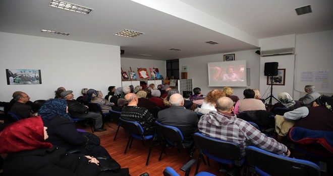 Yaşlı Dayanışma Merkezleri´nde sinema günleri