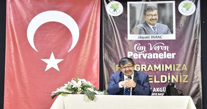 Şeyh Galip´in gazellerini yorumladı