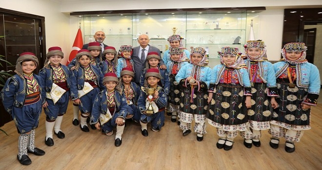 TUBİL ödüle doymuyor