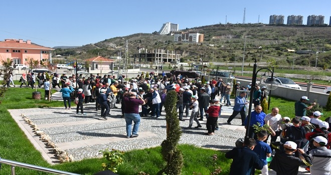KIZILCAHAMAM, BAHARA 