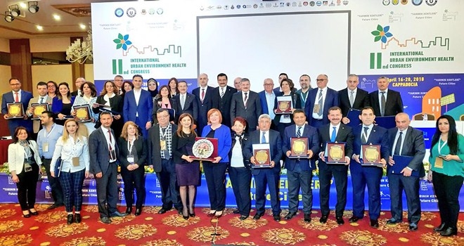 BAŞKAN AK´A GÜMÜŞDERE ÖDÜLÜ