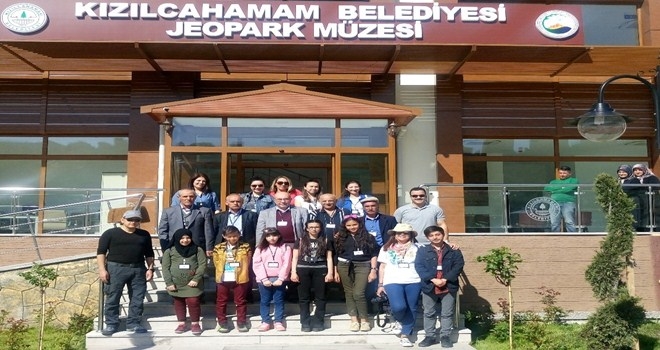 DEDE - TORUN, İKİ KUŞAK BİR ARADA JEOPARK ALANLARINI GEZDİLER