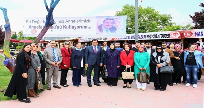 BAŞKAN AK´TAN ANNELER GÜNÜ MESAJI
