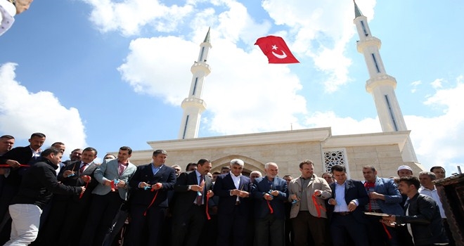 AŞAĞI YURTÇU MERKEZ CAMİİ İBADETE AÇILDI