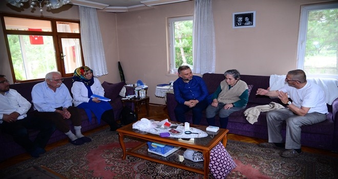 Ertürk´ten çat kapı ev ziyaretleri 