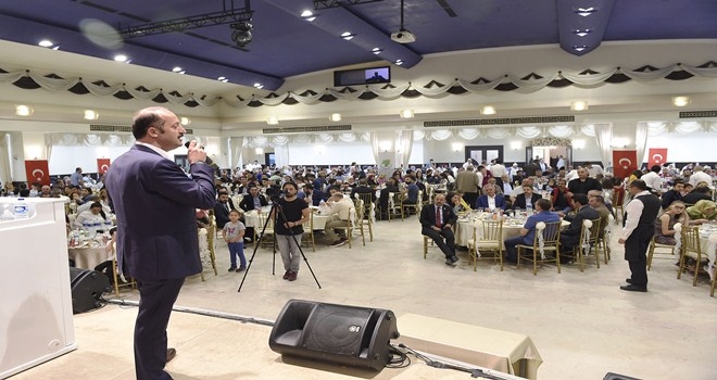 Kanaat önderleri ve muhtarlar iftarda biraraya geldi