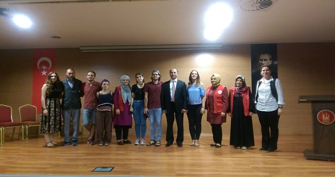 GENÇLERDEN EĞLENCELİ VEDA