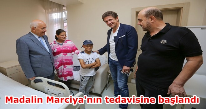 Yaşar, minik Madalin´i emin ellere teslim etti