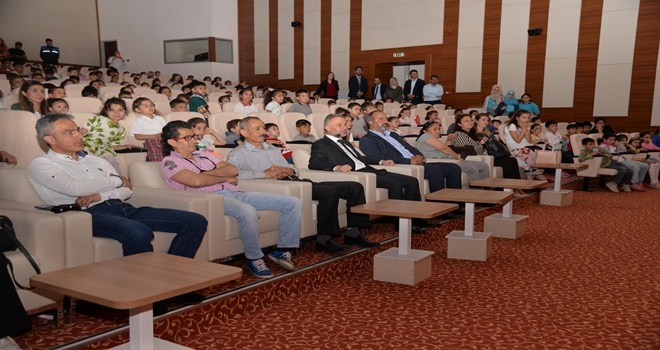 Çevre bilinci tiyatro ile aşılandı