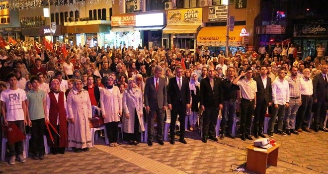 15 TEMMUZ ANMA ETKİNLİKLERİ DÜZENLENDİ