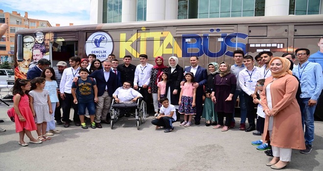 Kitabüs yollara çıktı