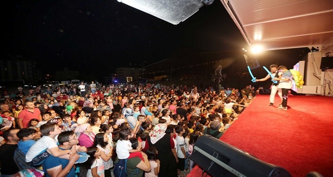 Mahallede şenlik var