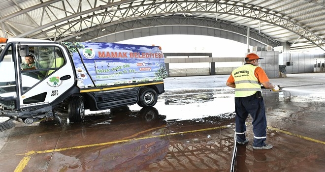 Mamak´ta Pazar Alanları Deterjan Kokuyor